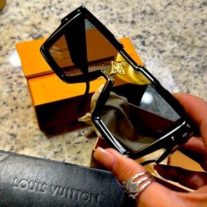 Louis Vuitton Sunglasses Cyclone